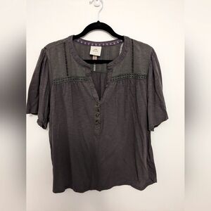 Woman's XL Top